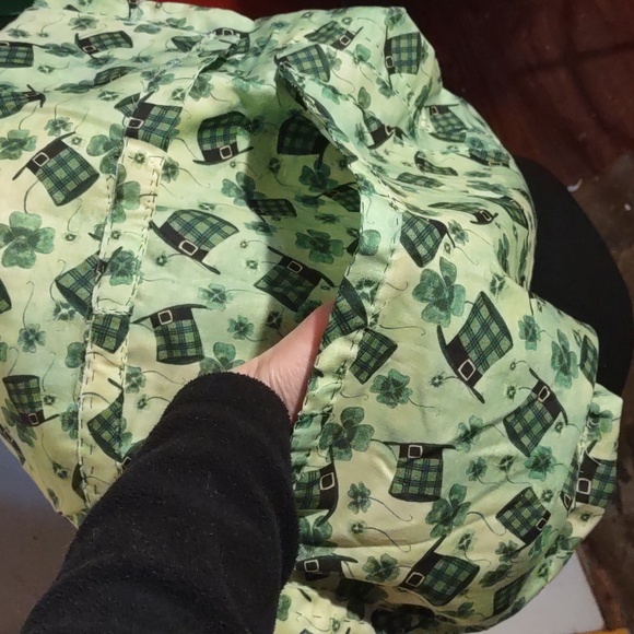 St. Patrick's Day themed hand stitched shoulder bag - Picture 5 of 6